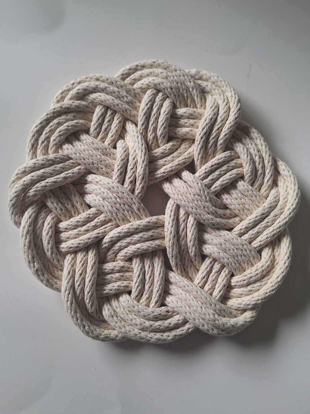 Handmade Braided Rope Trivet in Natural Cream